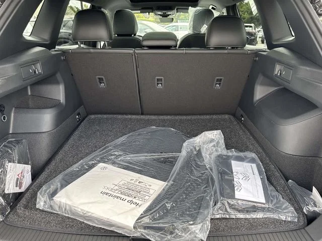 New 2026 Green Volkswagen 2.0T SE R-Line Black image 5