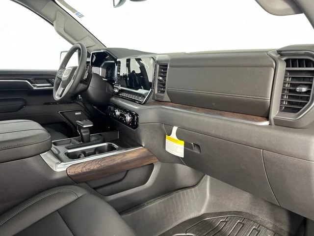 2026 GMC Sierra 1500 SLT - Photo 28