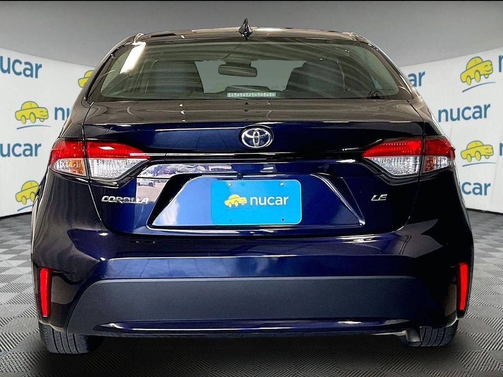 Used 2022 Blue Toyota LE image 5