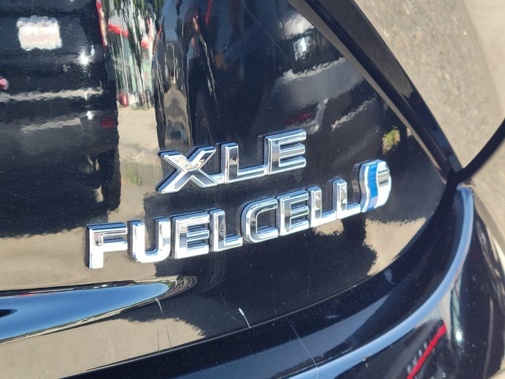 Used 2023 Black Toyota XLE image 8