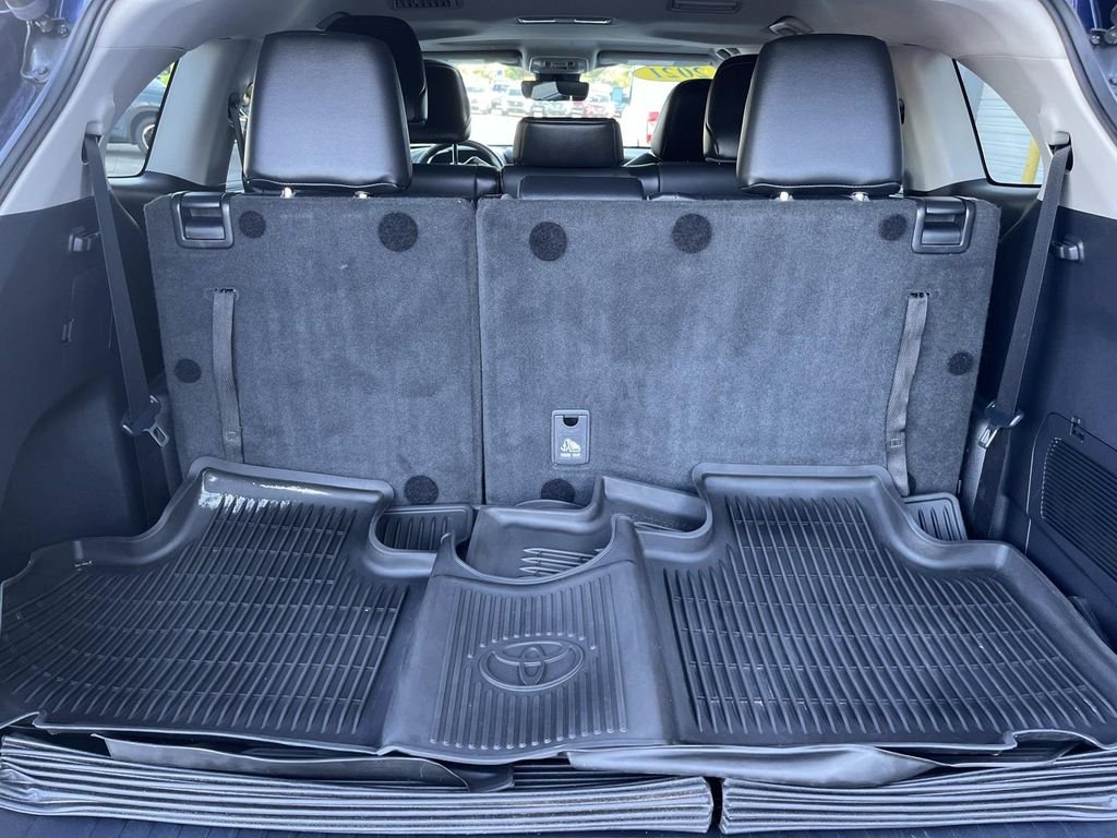 Used 2021 Blue Toyota XLE image 24