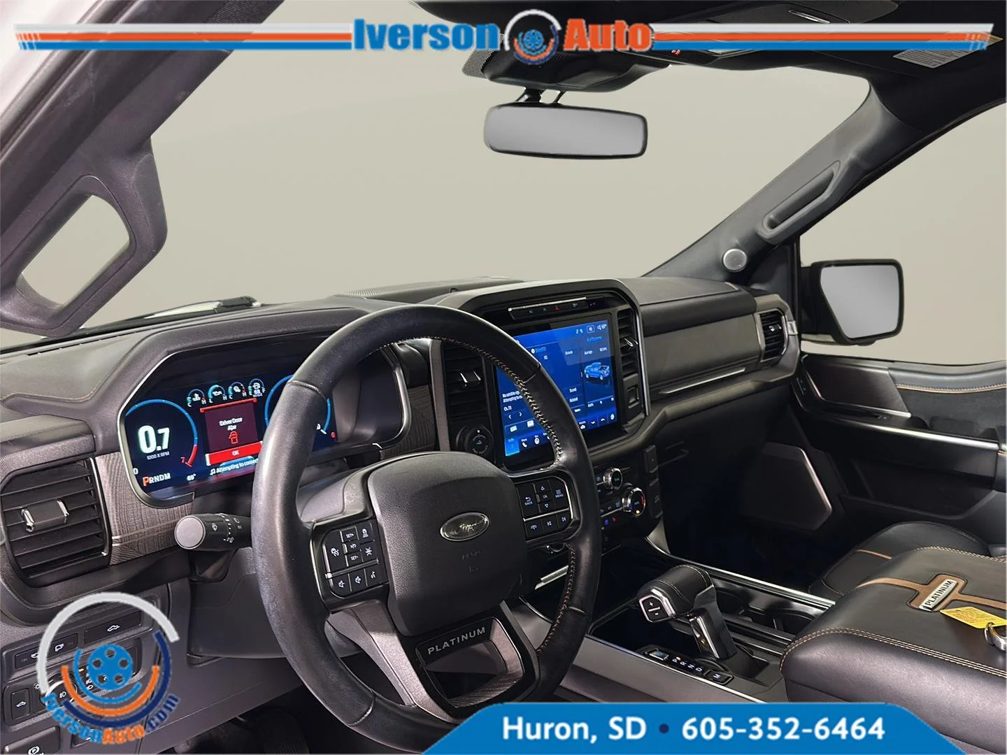 Used 2022 Star White Metallic Tri-Coat Ford Platinum image 15