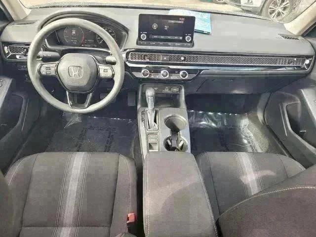 Used 2024  Honda LX image 16
