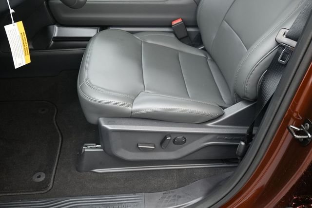 New 2027 Bronze Fire Metallic Tinted Clearcoat Ford Active image 13