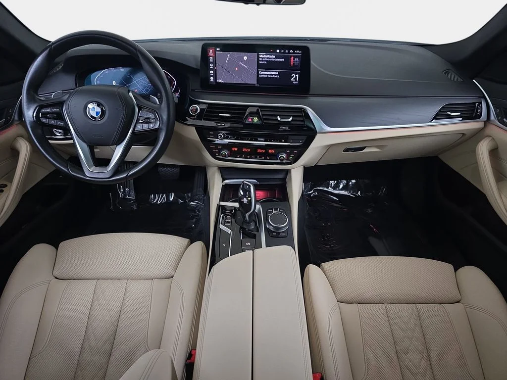 Used 2022 Mineral White Metallic BMW 530i xDrive image 10