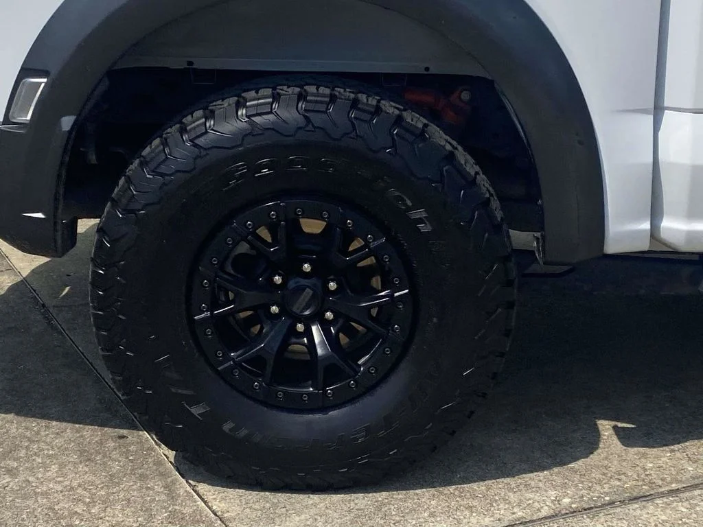 Used 2021 White Ford Raptor image 9