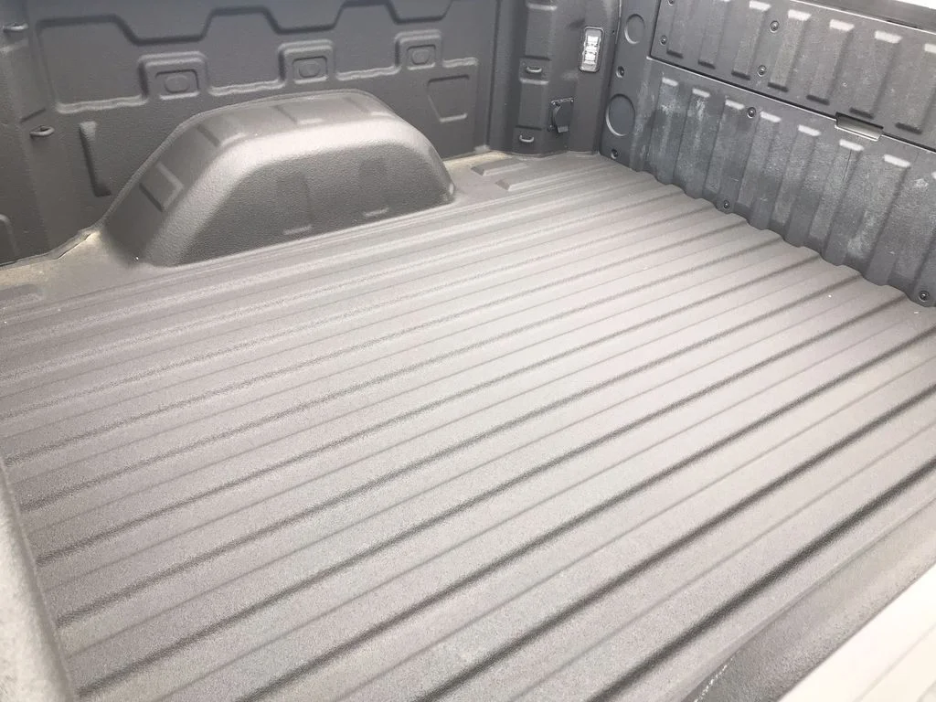 Used 2019 White GMC SLT image 22