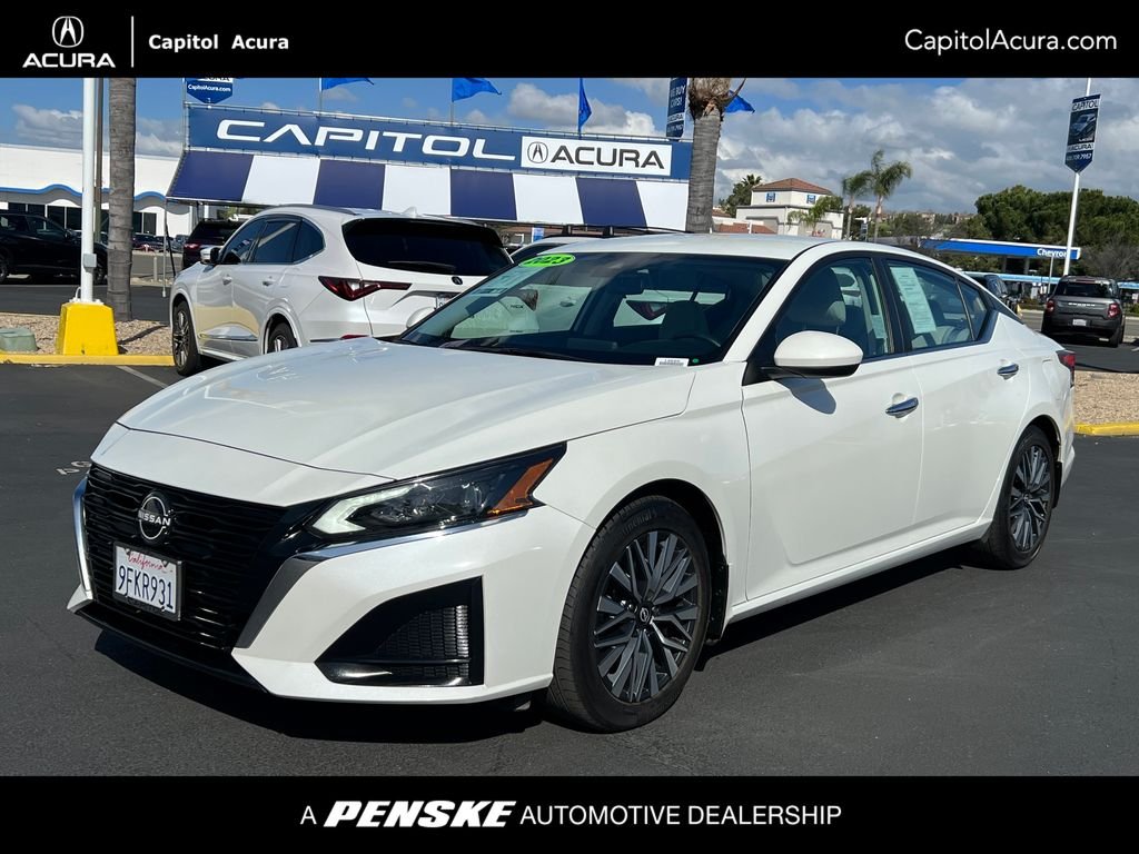 2023 Nissan Altima SV