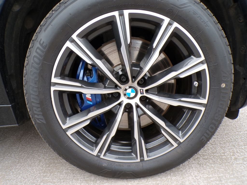 Certified Used 2024 Black Sapphire Metallic BMW M60i image 8