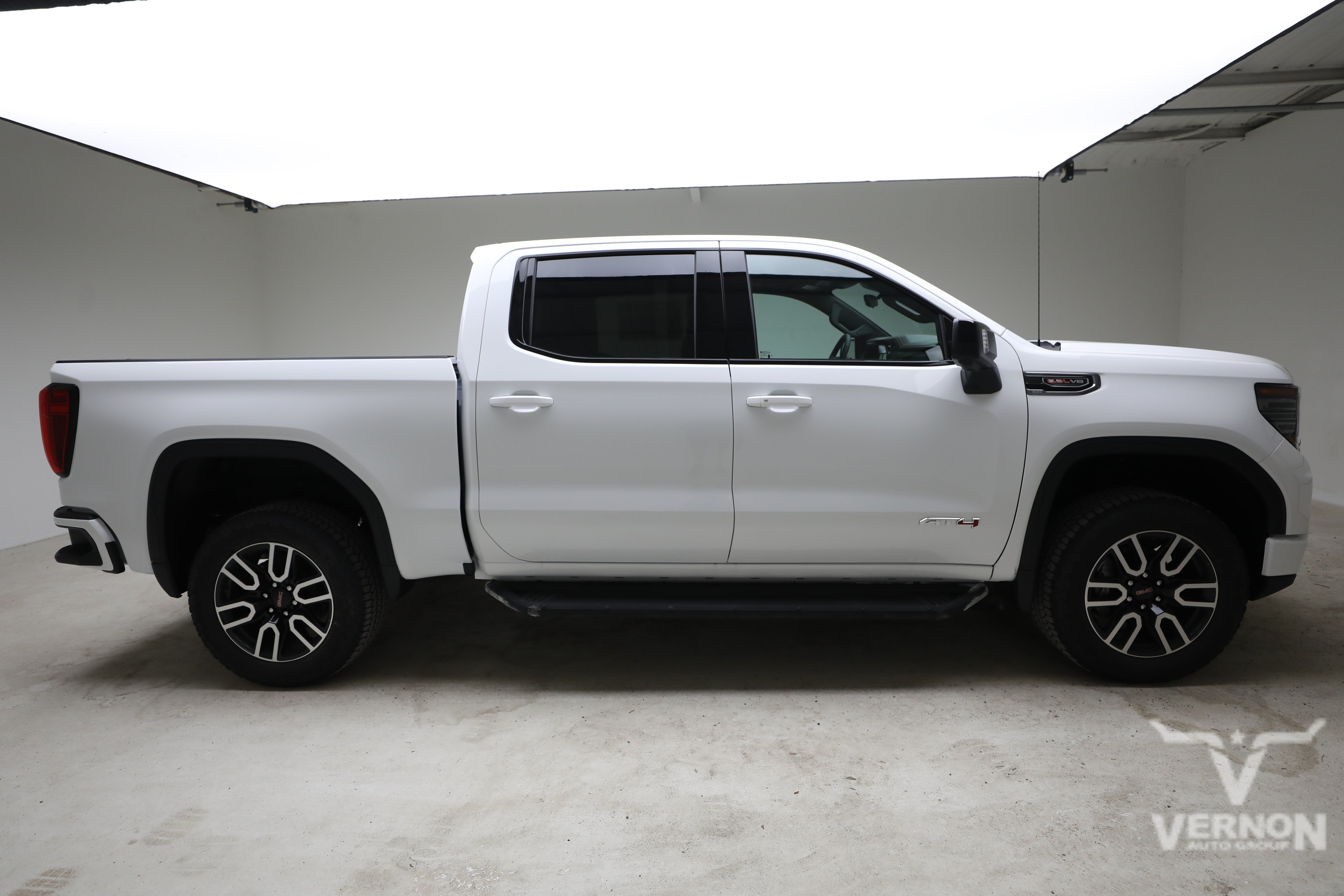 New 2026 Summit White GMC N image 6