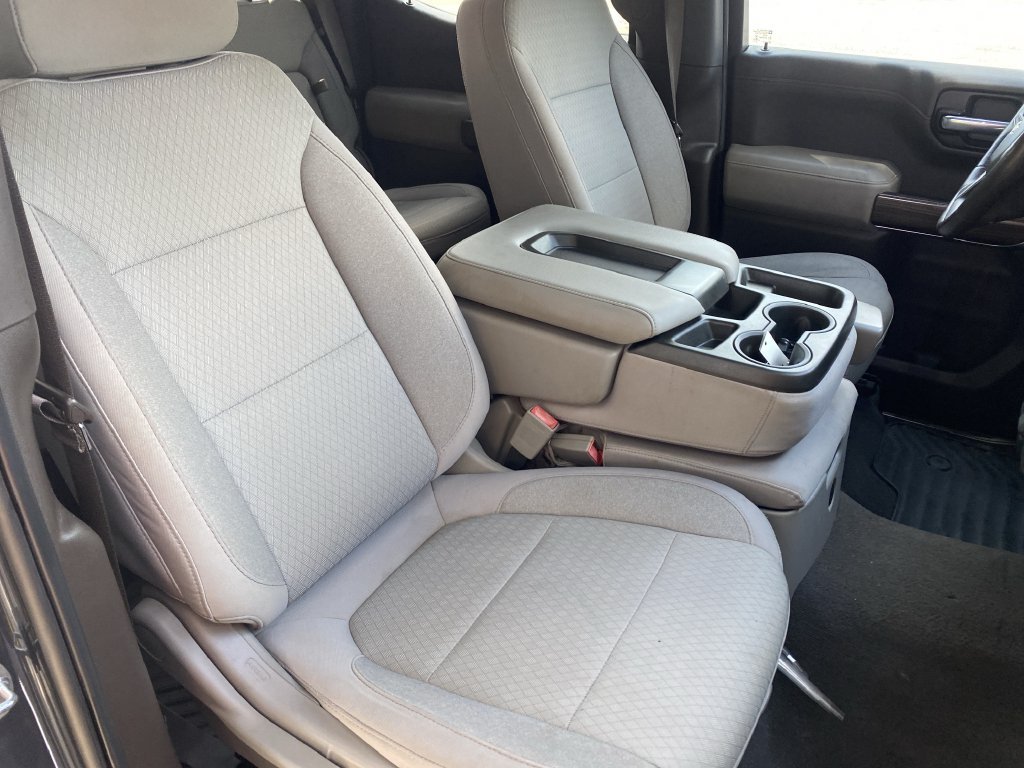 Used 2020 Shadow Gray Metallic Chevrolet LT image 30