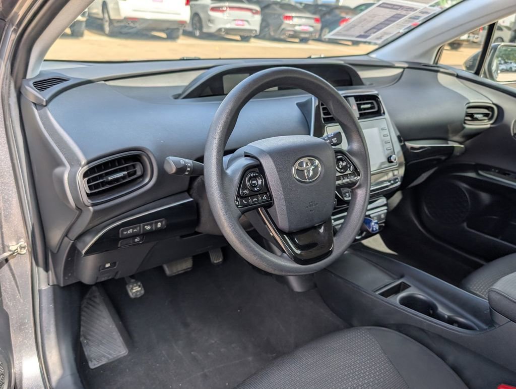 Used 2021 Gray Toyota LE image 4