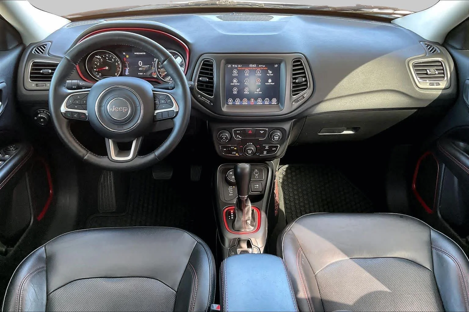 Used 2019 Jazz Blue Pearlcoat Jeep Trailhawk image 15