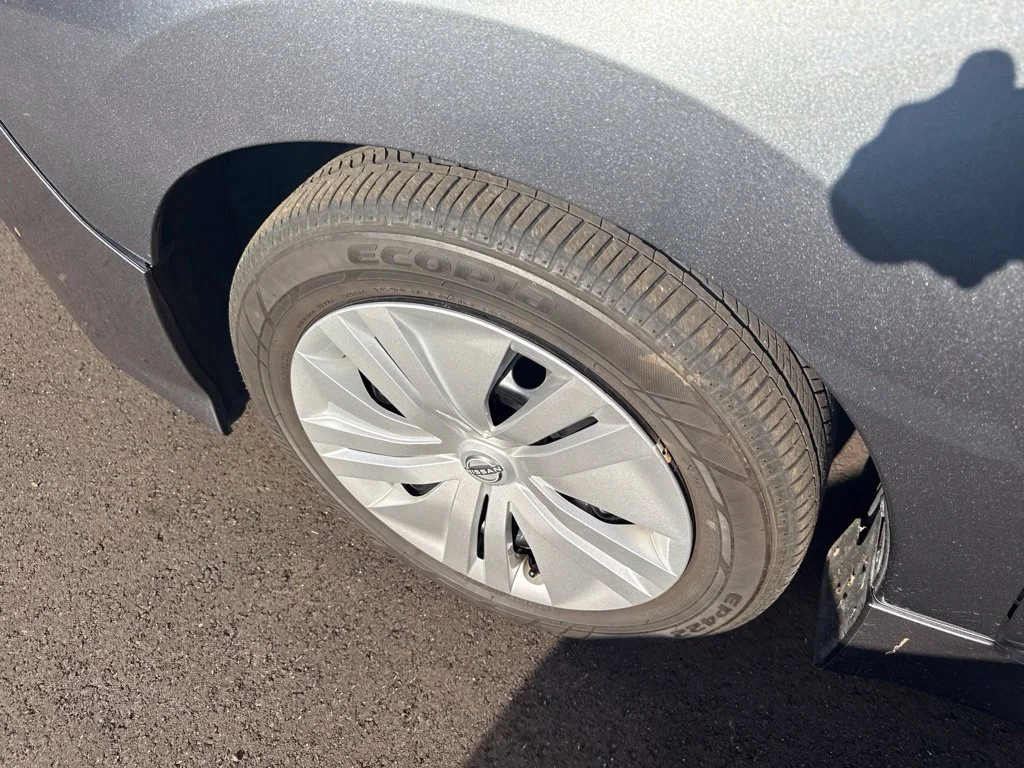 Used 2023 Gray Nissan S image 30