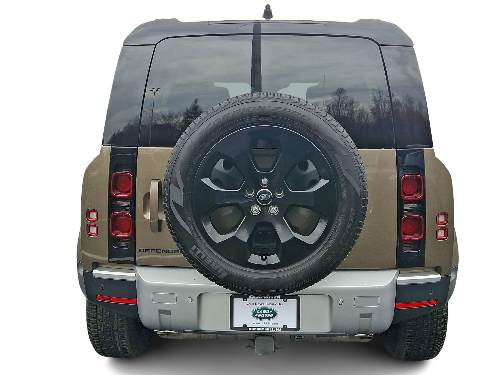 Used 2025 Gondwana Stone Metallic   1Dk Land Rover S image 6