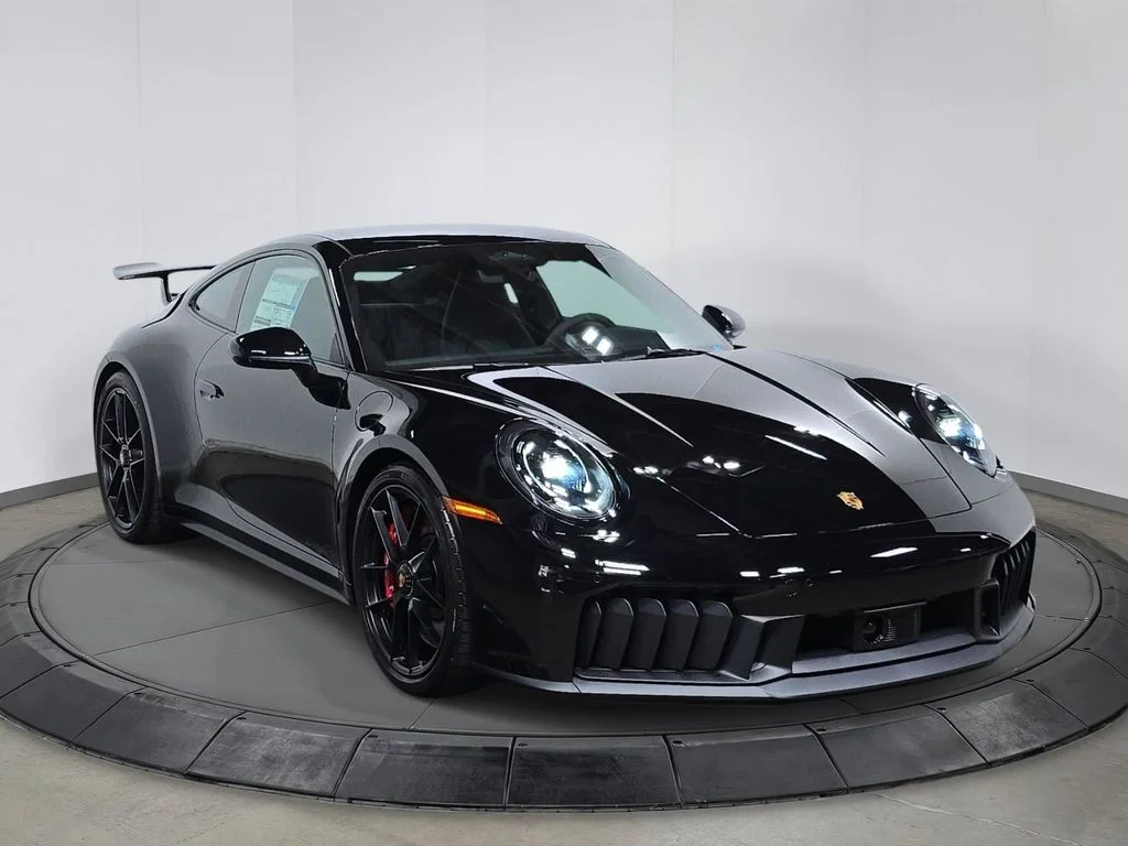 2026 Porsche 911 GTS - Photo 9
