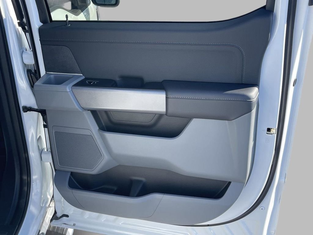 2025 Ford F-150 XLT - Photo 19