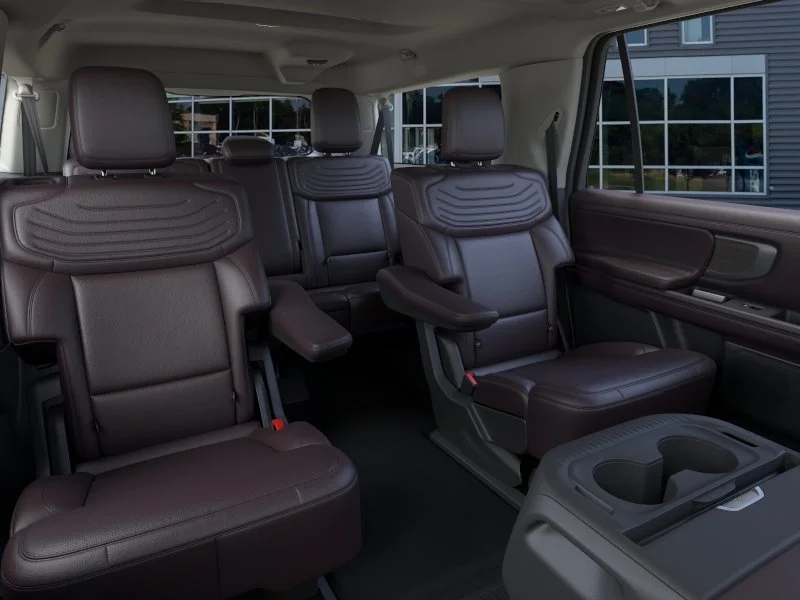 New 2026 Star White Metallic Tri-Coat Ford MAX Platinum® image 11
