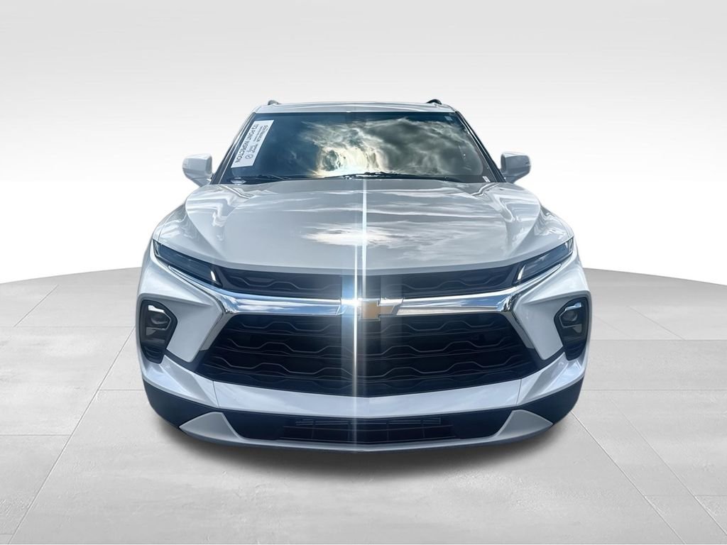Certified Used 2024 White Chevrolet LT image 4