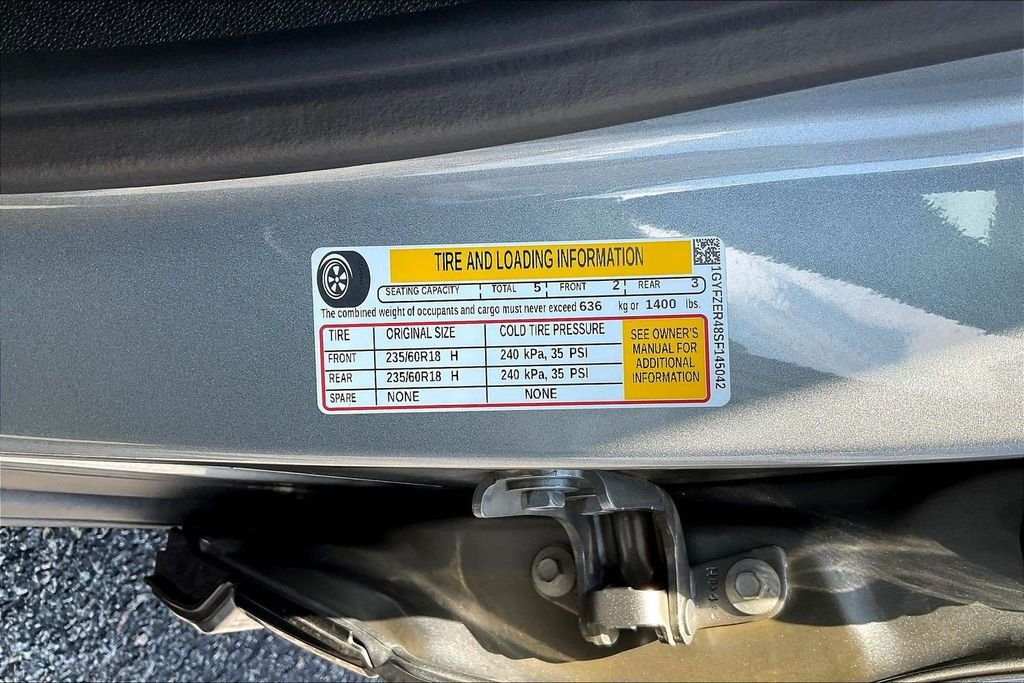 Used 2025 Silver Cadillac Sport image 22