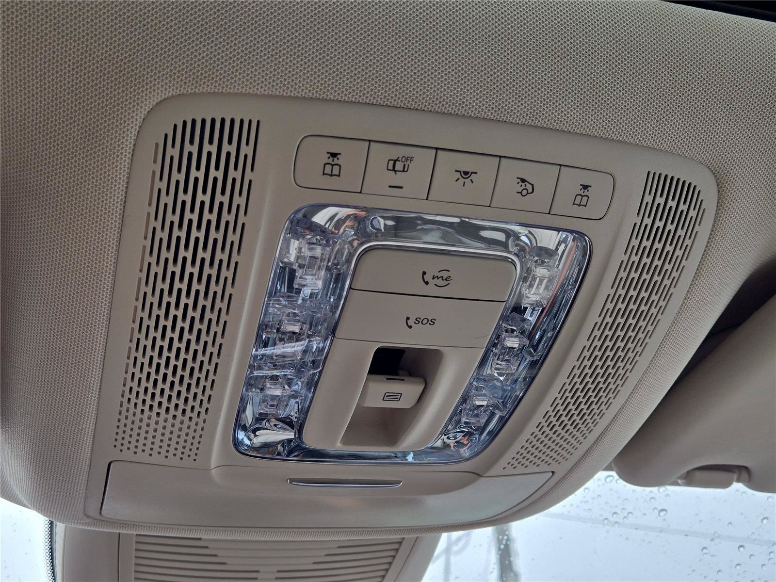Used 2020 White Mercedes-Benz GLE 350 image 37
