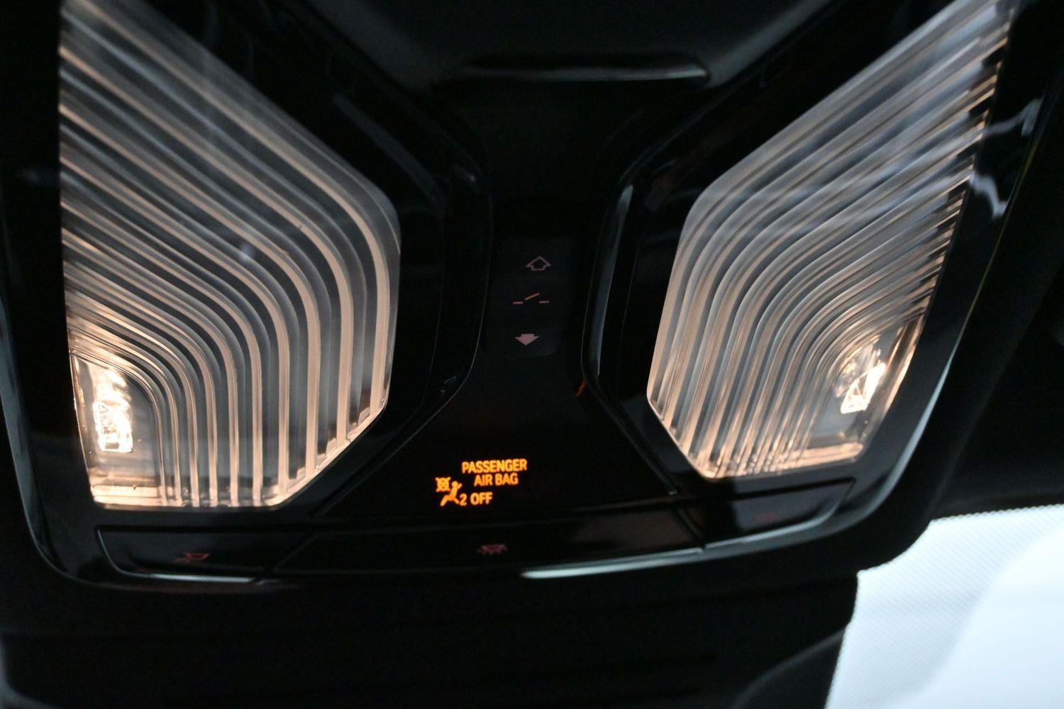 Used 2024 Carbon Black Metallic BMW xDrive40i image 28
