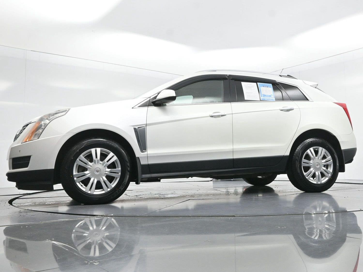 Used 2014 Platinum Ice Tricoat Cadillac Luxury Collection image 48