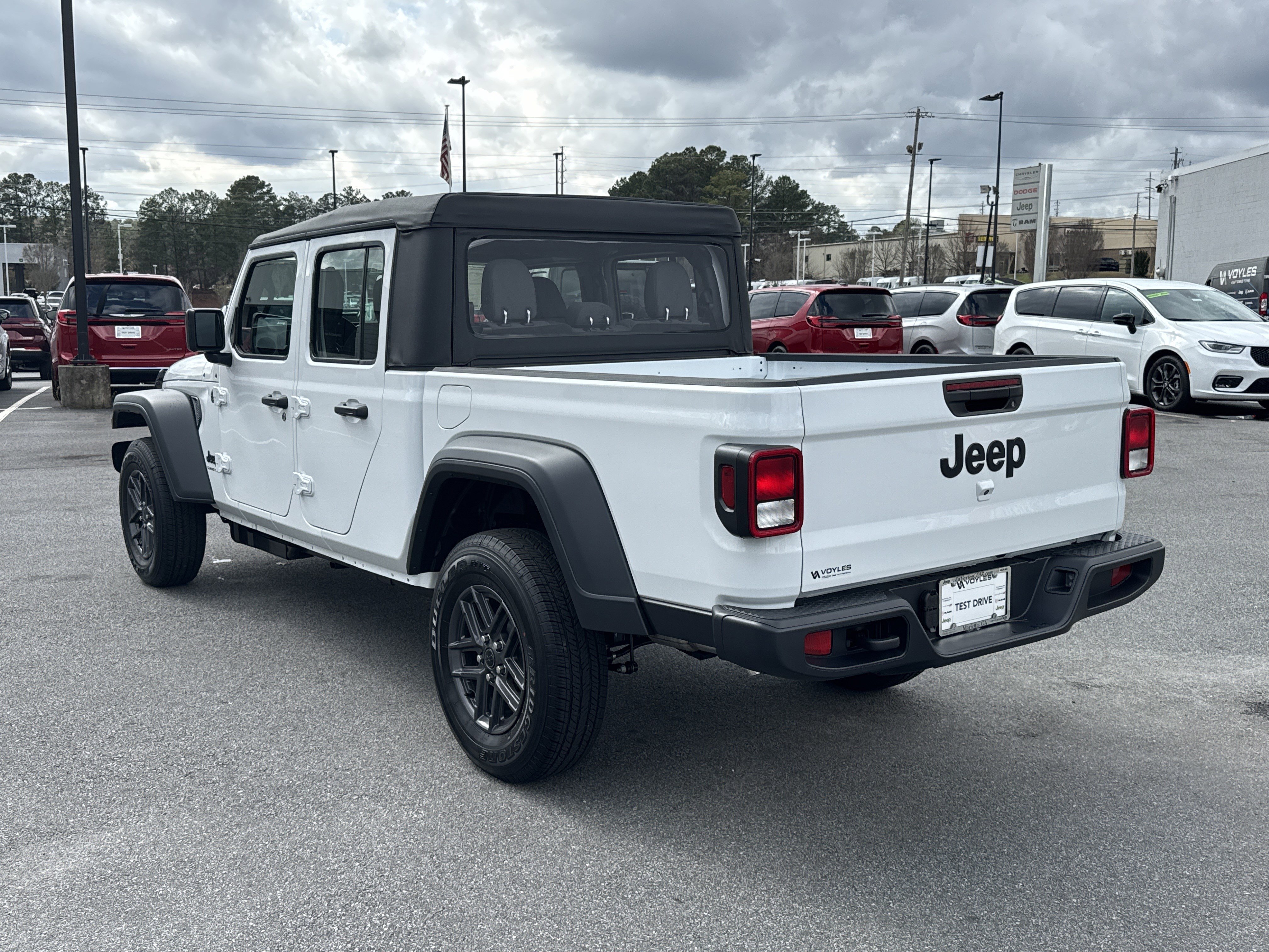 New 2026 Bright White Clear-Coat Exterior Paint Jeep Sport image 6