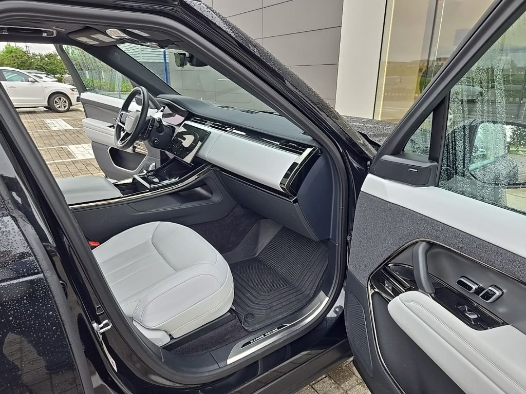 Certified Used 2025 Black Land Rover S image 20