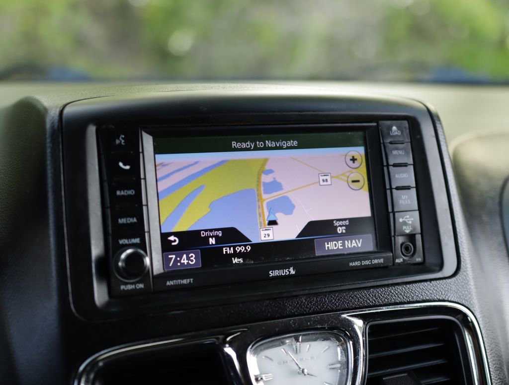 Used 2014 Silver Chrysler Touring-L 30th Anniversary image 29