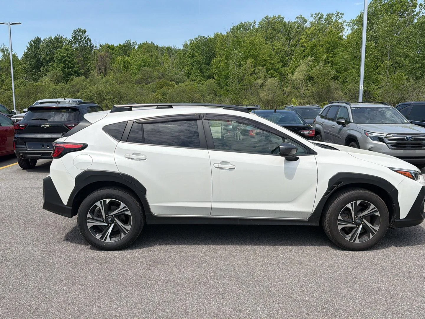 Used 2024 Crystal White Pearl Subaru Premium image 3