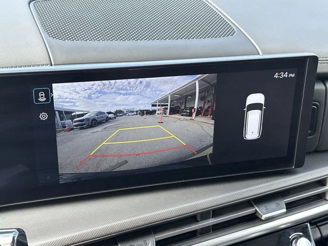 Used 2025 Black Hyundai SEL image 21