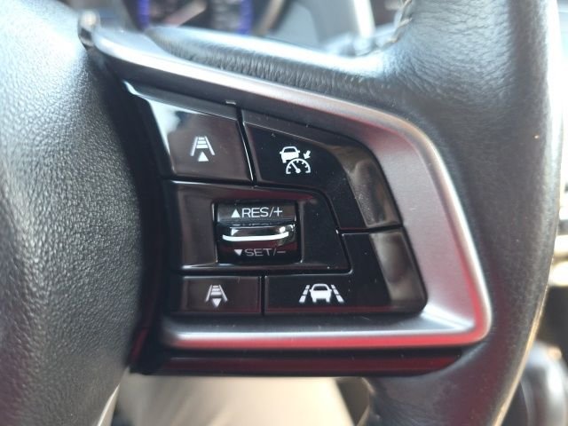Used 2018 Dark Blue Subaru 2.5i image 17