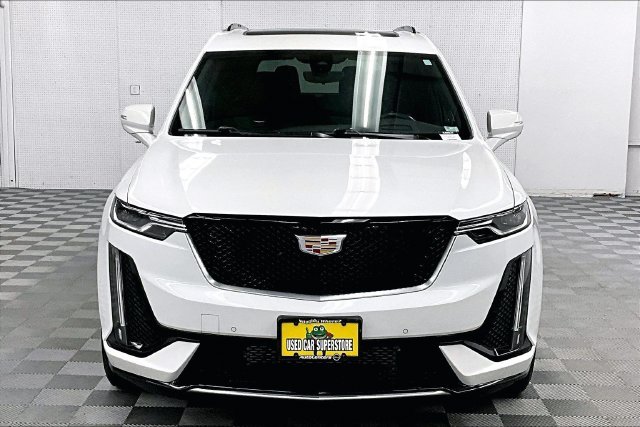 Used 2024 Crystal White Tricoat Cadillac Sport image 4