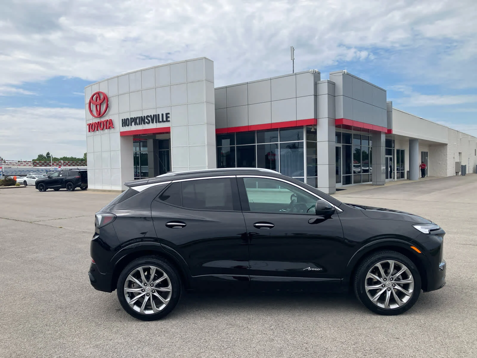 Used 2025 Ebony Twilight Metallic Buick Avenir image 8