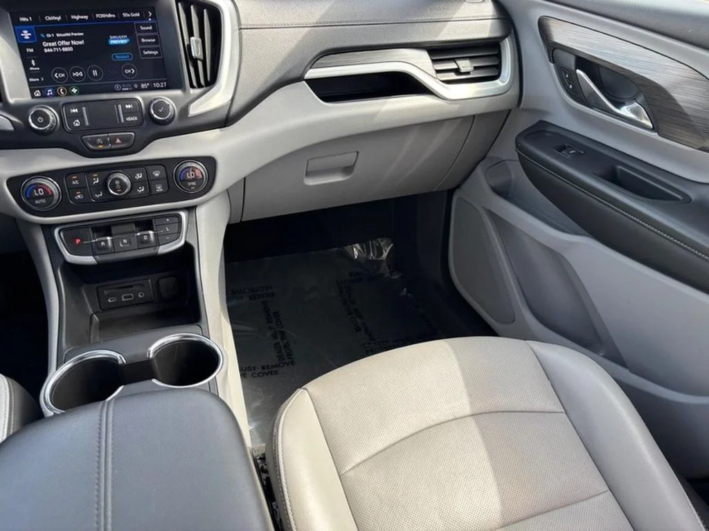 Used 2024 Summit White GMC SLT image 16