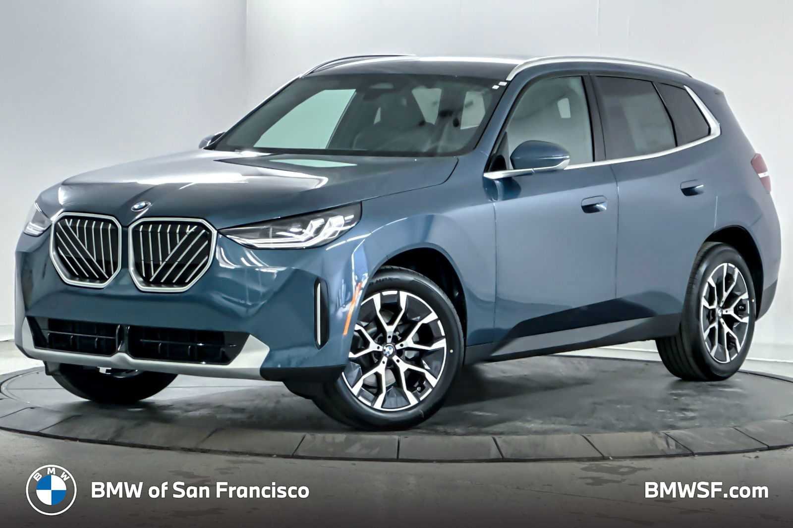 2026 BMW X3 30 XDRIVE's photo