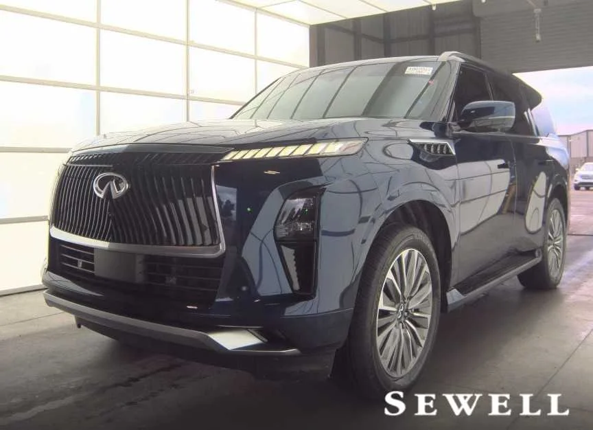 2025 INFINITI QX80 Sensory 4WD's photo
