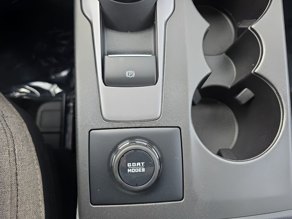 New 2026 Space White Metallic Ford Big Bend® image 19