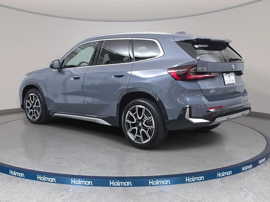 Used 2026 Storm Bay Metallic BMW xDrive28i image 8