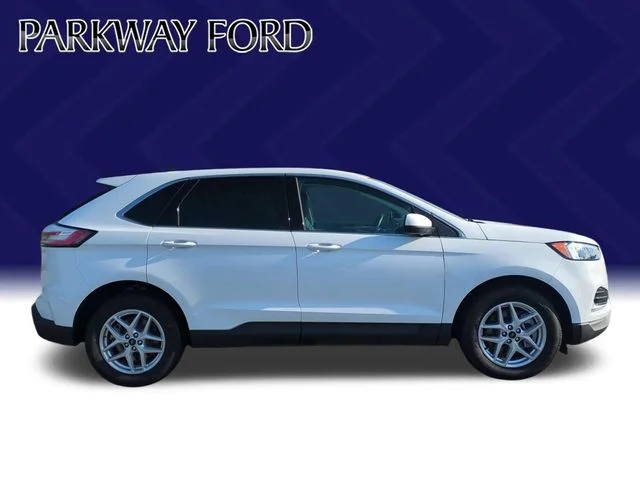 Used 2024 White Ford SEL image 6