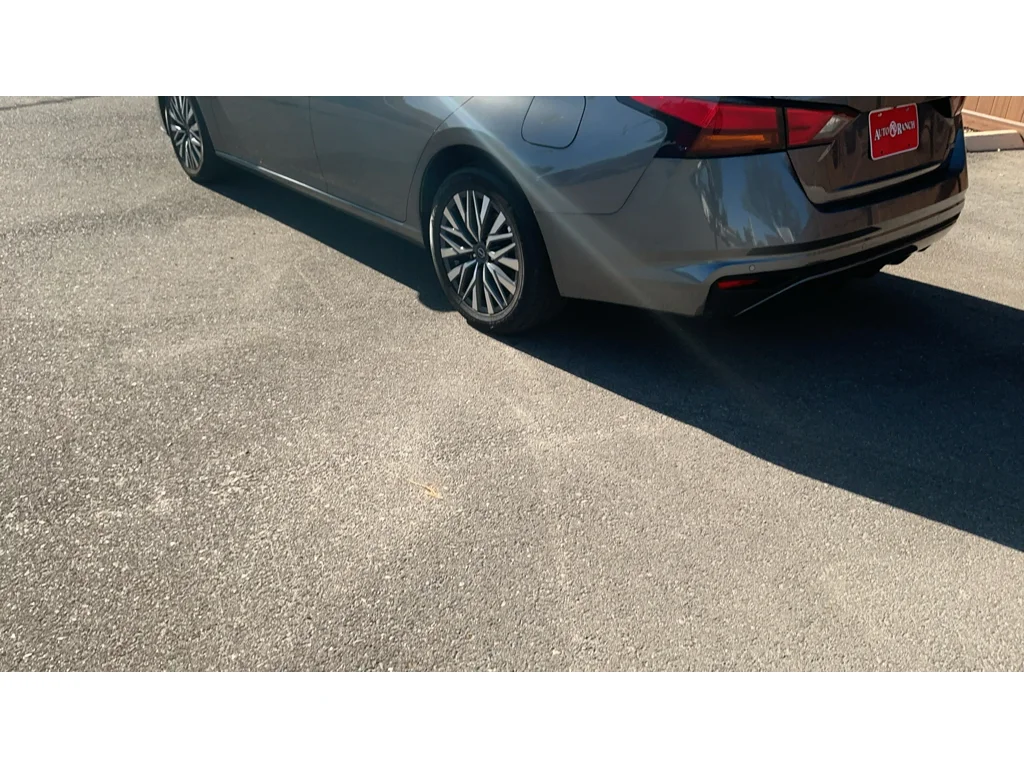 Used 2025 Gun Metallic Nissan SV image 7