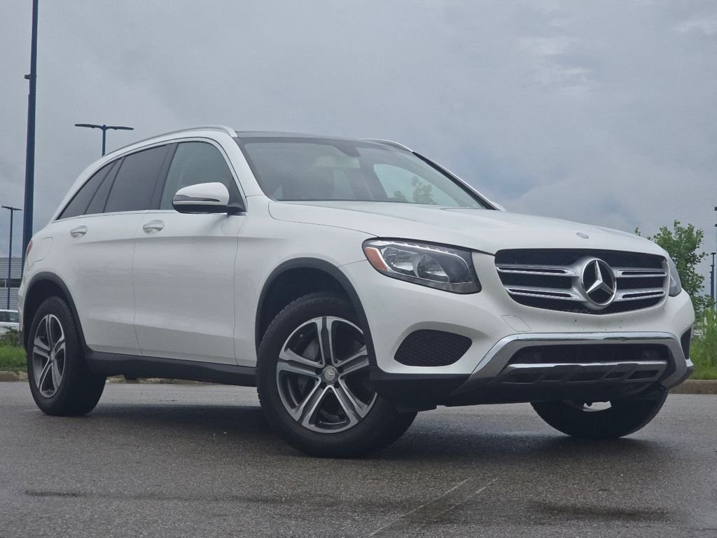 2016 Mercedes-Benz GLC GLC300 4MATIC's photo