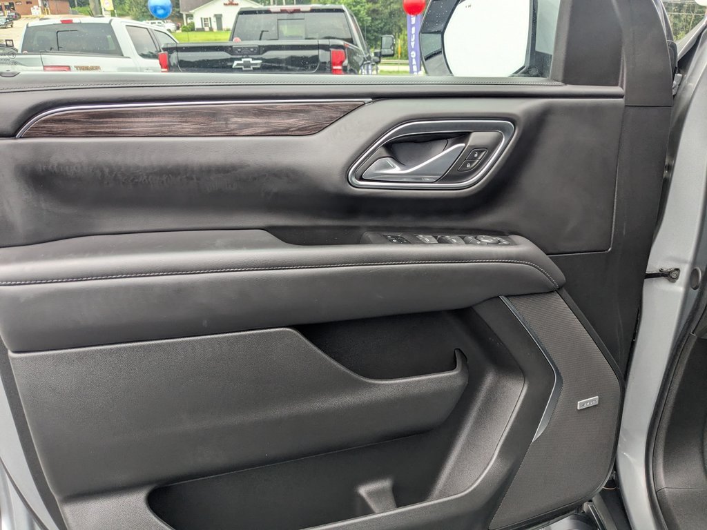 Used 2024 Sterling Gray Metallic Chevrolet Z71 image 11