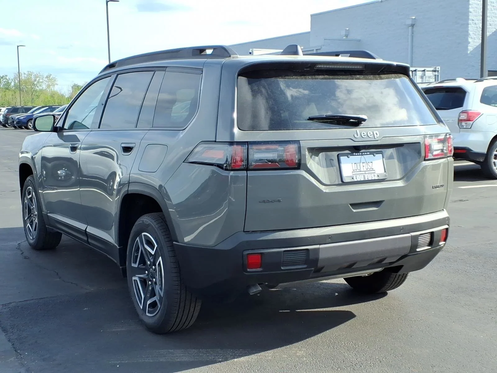 New 2026 Sting-Gray Clearcoat Jeep Laredo image 4