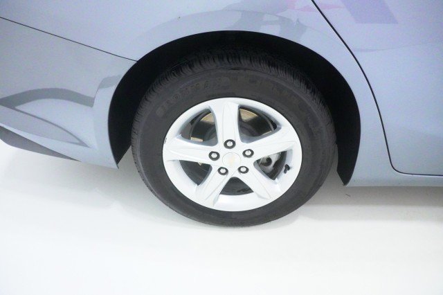 Used 2023  Chevrolet LT image 6