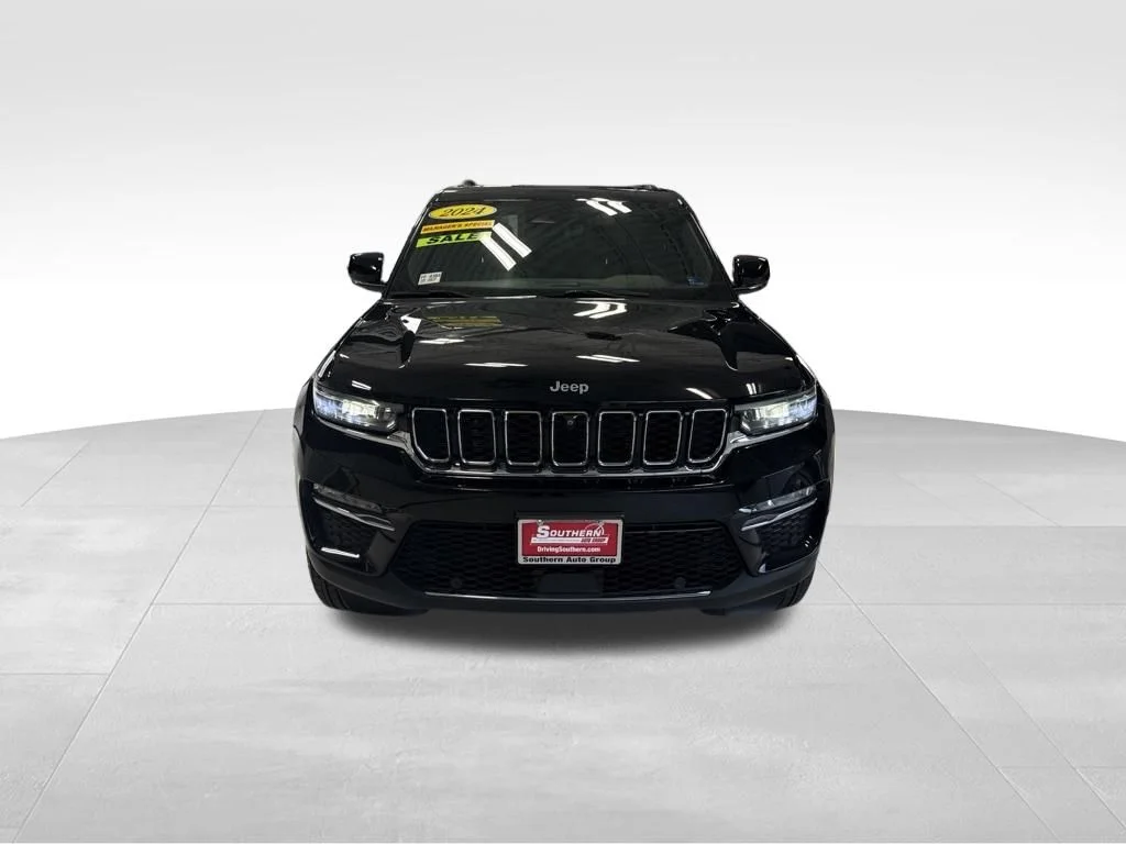 Used 2024 Black Jeep 4xe image 9