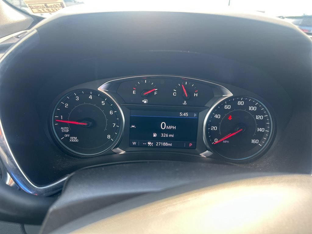 Used 2024 Summit White Chevrolet LT image 13