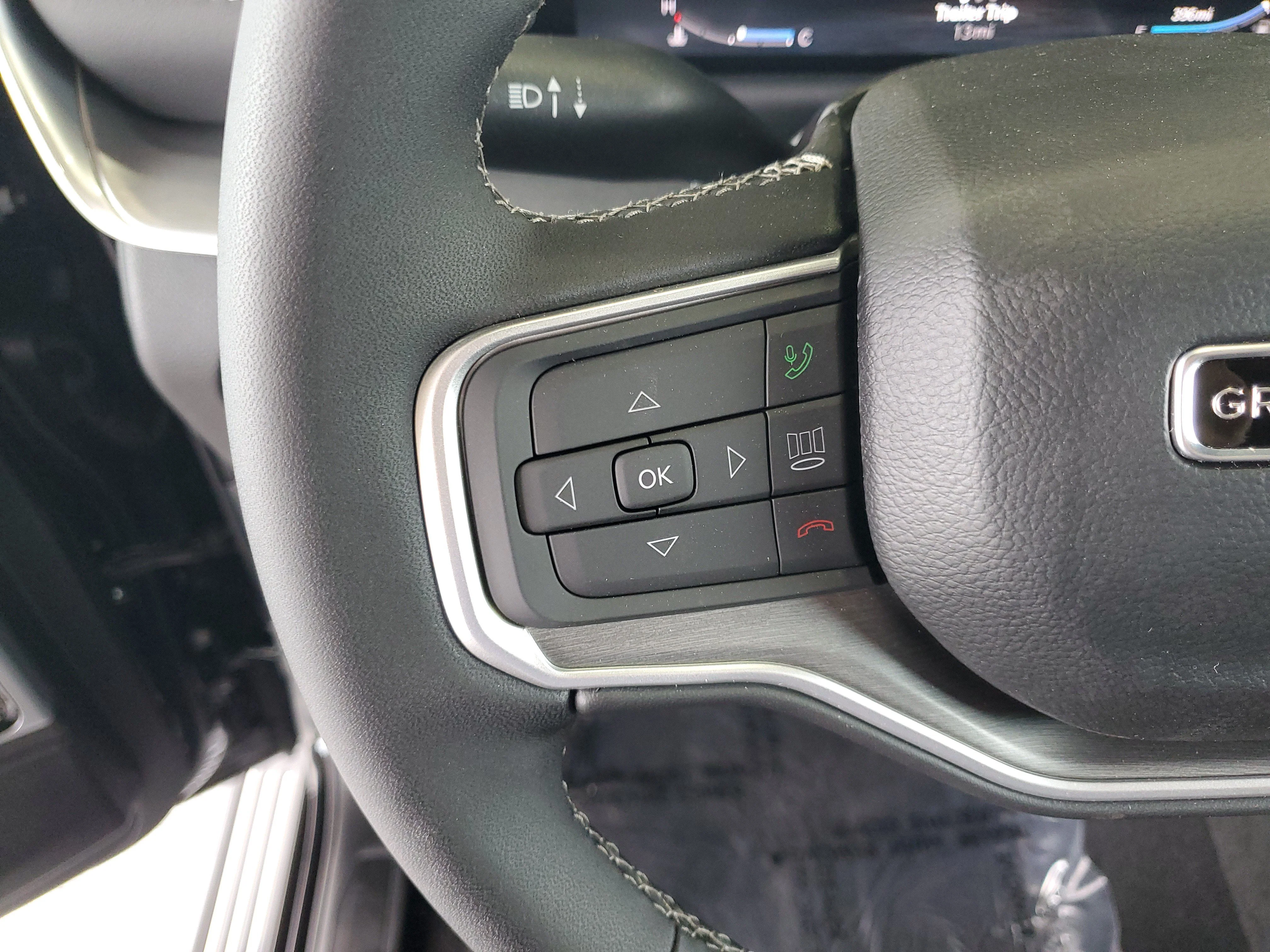 New 2026 High Gloss Black Exterior Paint Jeep Limited Reserve image 23