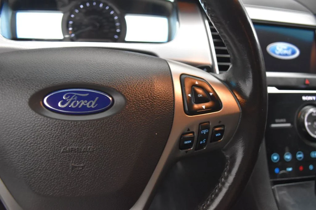 Used 2018 Gray Ford SHO image 13